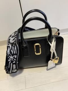 eri(・∀・) 様専用　MARC JACOBSリトルビッグショットのサムネイル