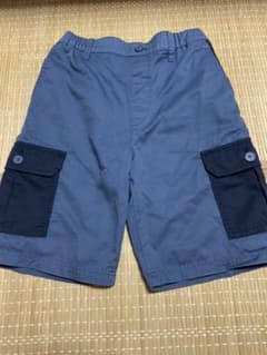 UNIQLO ユニクロ　キッズ  カーゴショートパンツ　130のサムネイル