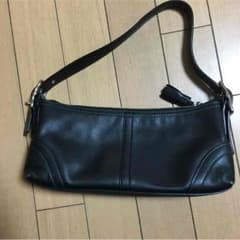 コーチのサムネイル