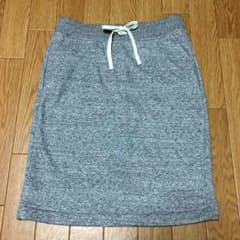 ユニクロ スエット スカート 未使用のサムネイル