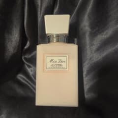 Miss Dior ボディミルク 75mlのサムネイル