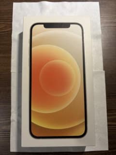 Apple iPhone 12 ホワイト 本体のサムネイル