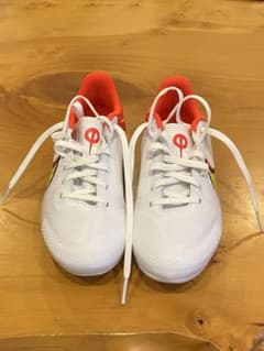 NIKE ジュニアサッカースパイクTlEMPOのサムネイル