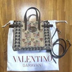 VALENTINO GARAVANI 花柄ショルダーバッグ - メルカリ