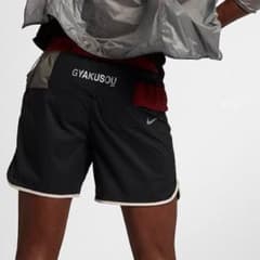 美品! NIKE gyakusou ランニングショートパンツ M/ マラソン - メルカリ