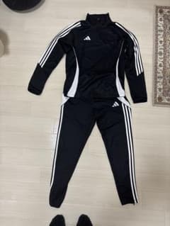 adidas ジャージ 上下セット ブラックのサムネイル
