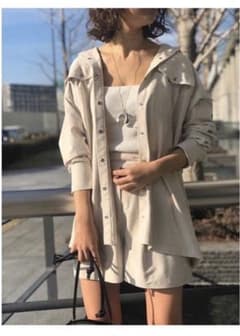 Etretokyo フェイクスウェード　ビックシャツ&ショートパンツのサムネイル
