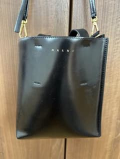 MARNI ショルダーバッグ ブラックのサムネイル