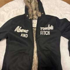菫*様 Abercrombie and Fitch フード付きパーカーのサムネイル