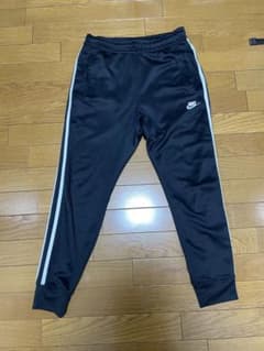 NIKE ジャージ パンツ ブラック Mサイズのサムネイル