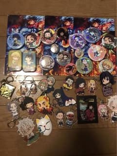 楽*7様 鬼滅の刃 グッズ まとめ売り 缶バッジ アクリルキーホルダーのサムネイル