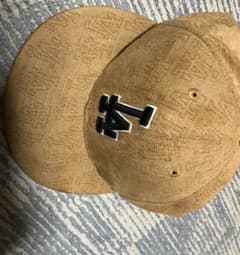 NEW ERAキャップのサムネイル