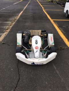 レーシングカート車体のサムネイル