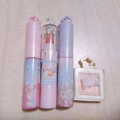 セリア キキララコスメ 4点セット（アイシャドウ、リップ、グロス、チーク）のサムネイル