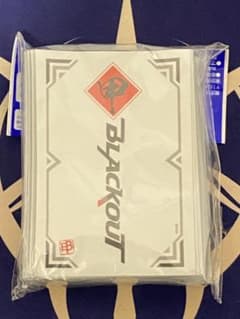 ヴァンガード　チームブラックアウト　スリーブ　未開封　ホワイト&ブラック ヴァンガード「チームブラックアウト ホワイトver」スリーブ 未開封