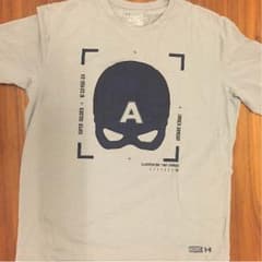 週末セール！アンダーアーマー  スカルTシャツのサムネイル