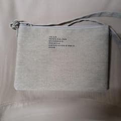 ZUCCa サコッシュ ショルダーバッグ グレーのサムネイル