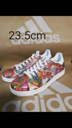 em様専用 adidas ☆スタンスミス 23.5•*¨*•.¸¸☆*・゜のサムネイル