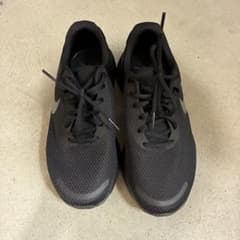 NIKE ナイキ　【24.5cm】　ブラック　スニーカーのサムネイル