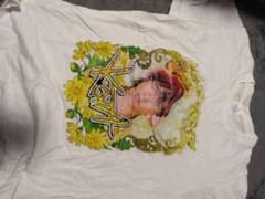 く*ょ様 リアルピース ライブグッズ Tシャツのサムネイル