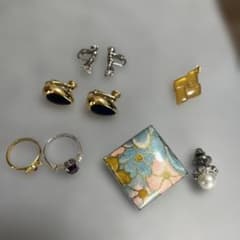 昭和レトロイヤリング リング などまとめ売り - メルカリ