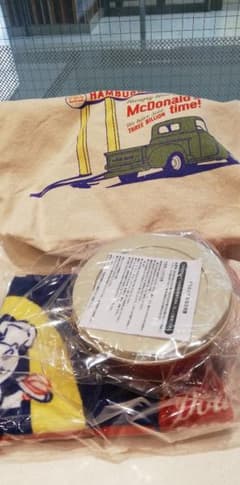 マック福袋　3点セット　マクドナルドのサムネイル