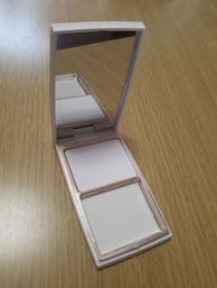 ⭐tomo様専用⭐RMK　シルクフィットセッティングパウダーのサムネイル