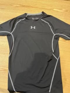 R*d様 UNDER ARMOUR アンダーシャツ ブラック XLのサムネイル