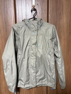 Helly Hansen 軽量ベージュアウターのサムネイル