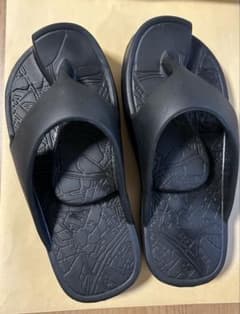 Racbaki ラクバキ S ~23.0cm 【脚やせ】イージーサンダル 黒色のサムネイル