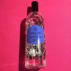 【n.an.oo様 専用】THE BODY SHOP フレグランスミストのサムネイル