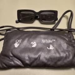 20AW OFF-WHITE c/o The Sun サングラス ブラック 20AW OFF-WHITE c/o The Sun サングラス ブラック - メルカリ