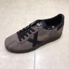 定価17,600円 EUR42 munich barru suede - メルカリ