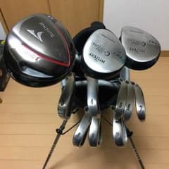更に値下げ最終処分！！ ゴルフセット クラブとバック。のサムネイル