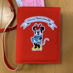 ミニーちゃんバッグ　ショルダーバッグ　ユニクロのサムネイル