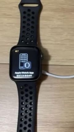 Apple Watch SE NIKE GPSモデル MYYK2J/A 44mmのサムネイル