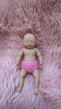 【本日おまけ付価格】フルシリコンベビー 赤ちゃん 本日おまけ付価格】フルシリコンベビー 赤ちゃん - メルカリ