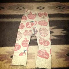 ASA様JUNKSTORE  リンゴ柄レギンスパンツのサムネイル