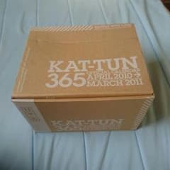 【値下げ】KAT−TUN2010→2011のカレンダーです(´▽`*)のサムネイル