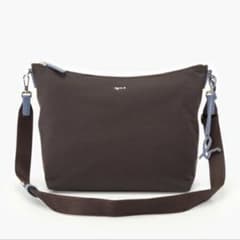 アニエスベーショルダーバッグ IS11LZ－05 ブラウン　お値下げ交渉可能のサムネイル