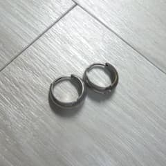 シンプル フープピアス シルバーカラーのサムネイル