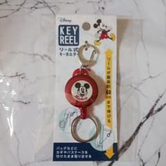 【新品・未開封】ミッキーマウス リール式キーホルダー ★のサムネイル