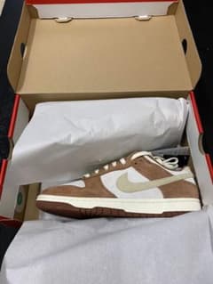 NIKE DUNK LOW PRM MEDIUM CURRYのサムネイル