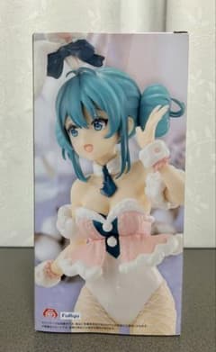 e*L様 初音ミク　白うさぎBaby Pink フィギュアのサムネイル