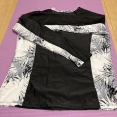 【値下げ】フィットネス 水着 5点セットのサムネイル