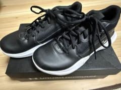 UNDER ARMOUR バスケットボールシューズ ブラックのサムネイル
