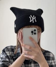 NEW ERA 猫耳ニット帽　WEGOコラボ品　新品‼️のサムネイル
