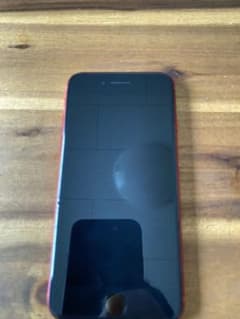 iPhone 8 レッド　64Gのサムネイル