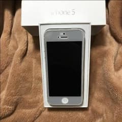 sk様専用。iPhone5 本体 64GBのサムネイル