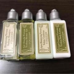 ロクシタン トラベルセットのサムネイル